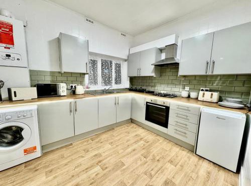 Spacious 5 Bed House By Tottenham Stadium