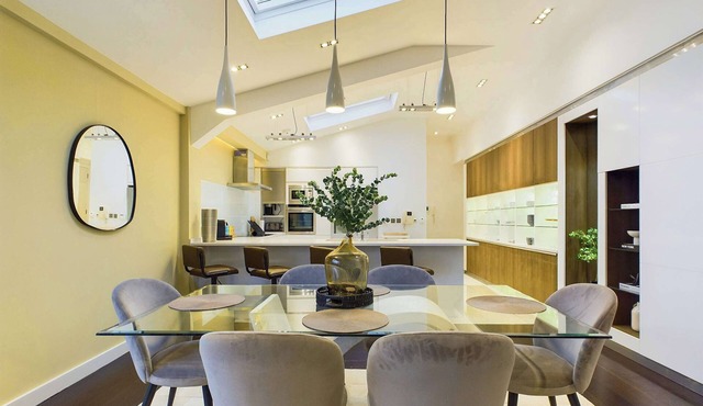 Spacious and Modern Apartment near Belsize Park