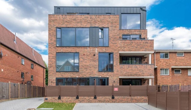 Spacious Boutique Lux 3bed-Free Parking