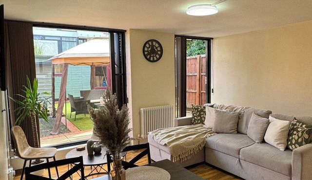 Spacious, Charming Family Home w/Big Garden Walk to Kings Cross/Camden