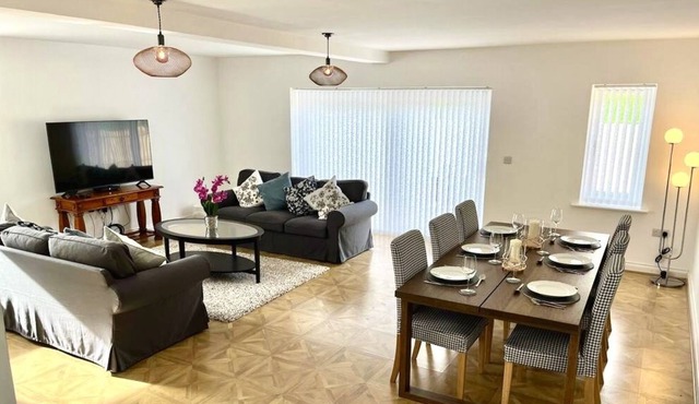 Spacious cottage set in a beautiful location