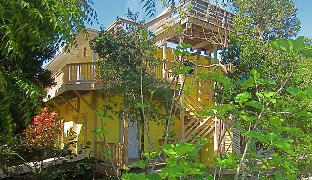 Spacious island home, Boat Slip, Golf Cart, Kayaks