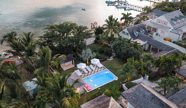 Spacious Newly Renovated 5-bedroom Compound in Dunmore Town, Harbour Island