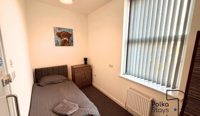Spacious Ormskirk Contractor Stay by PolkaStays