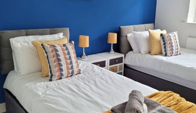 SRK- Private Luxury Apartments with Parking