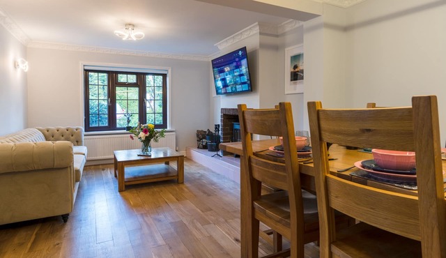 'Stag' - Cozy & stylish railway cottage near the New Forest
