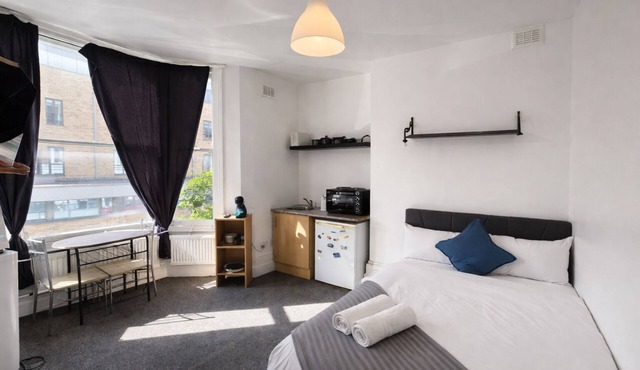 Standard Double Studio Ensuite
