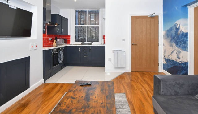 Stoke-On-Trent Flat 8B
