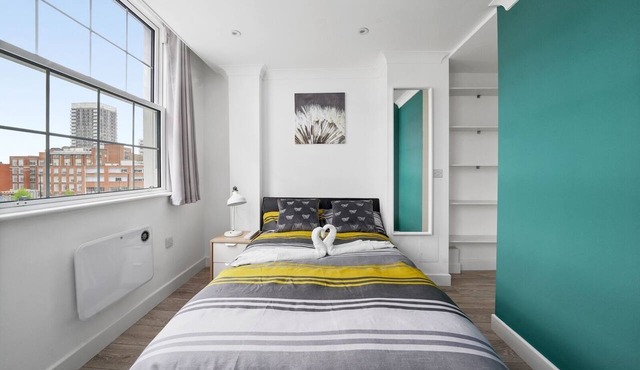 Studio Apartment Green
