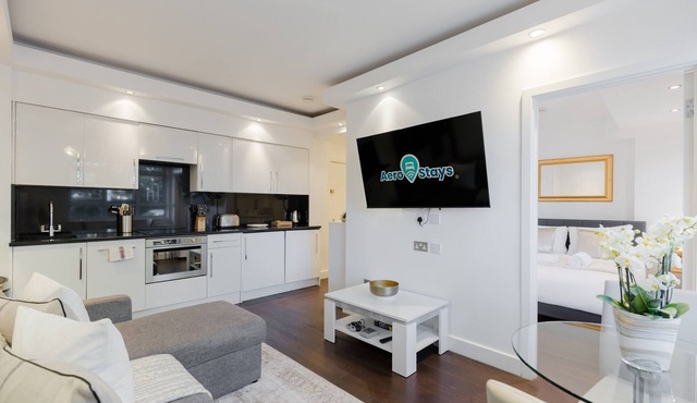 Stunning 1Bed w/AC - Chelsea