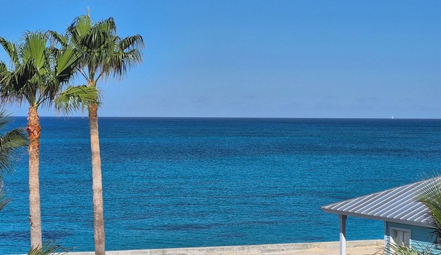 Stunning Caribbean Ocean Views Centrally Located - Golf Cart Arrangements