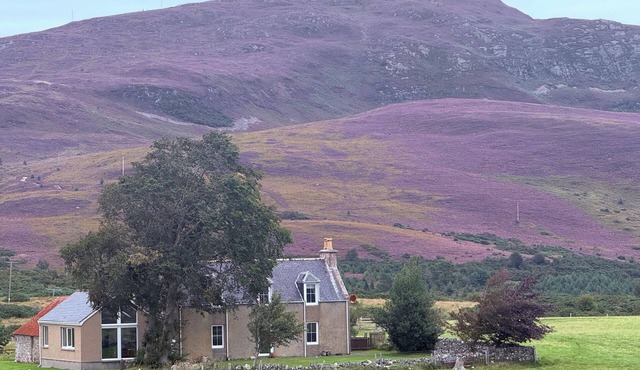 Stunning Highland retreat in peaceful glen near Dornoch