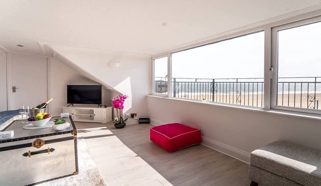 Stunning Sea View Penthouse - 2 Bedroom - 2 Bathr