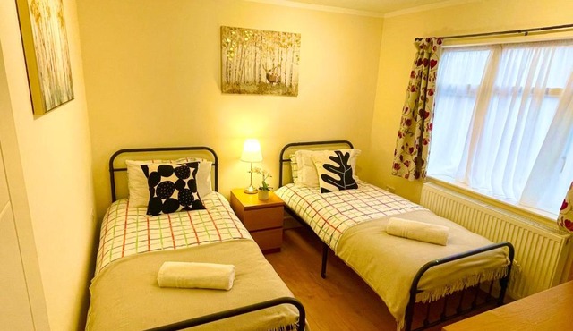 Stylish 1 BF-Free Parking-London-Tottenham Hotspur Stadium