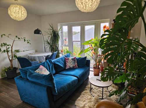 Stylish 1BD Flat with Parking Hackbridge