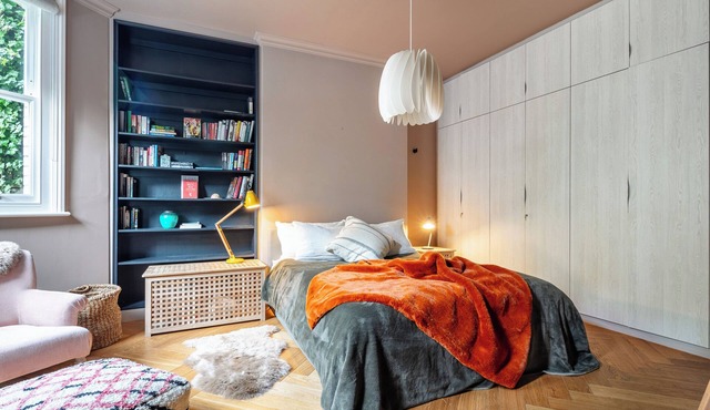 Stylish 2-3 Bed with Garden studio | Sleeps 6 | Belsize Park/Hampstead