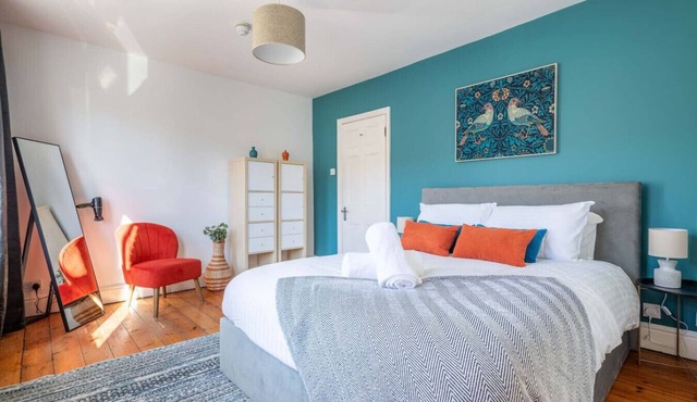 Stylish 3-Bed Home in the Heart of Cambridge