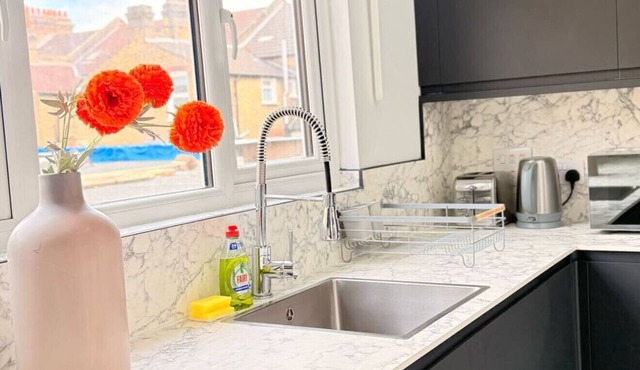 Stylish apartment close to center zone 2, London, UK