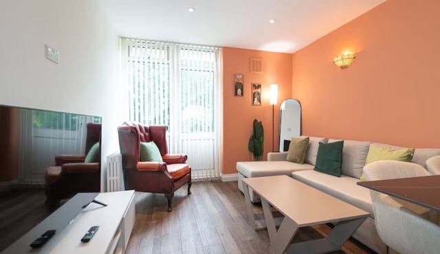 Stylish Central London Flat with Garden - Pass the Keys