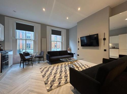 Stylish Fitzrovia one bed W1W Sleeps 4