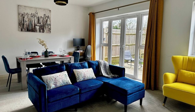Stylish modern family-friendly retreat in the heart of Berkshire