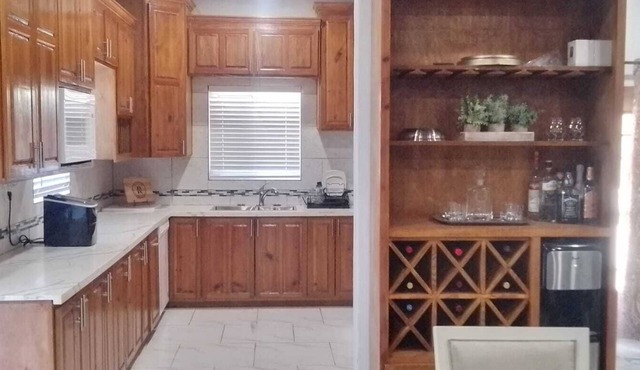 Stylish modern home with all amenities in quiet neighbourhood. Sleeps four.