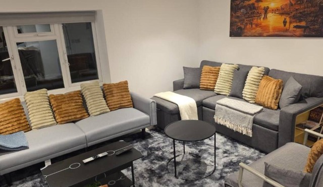 Stylish Stay in Brighton: London Road Gem