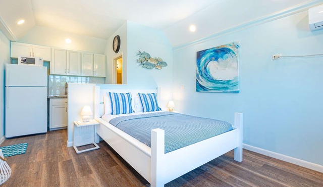 Sunshine Cottage at Viking Hill Resort