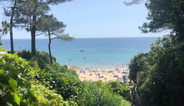 Sur la Mer - luxury beach retreat