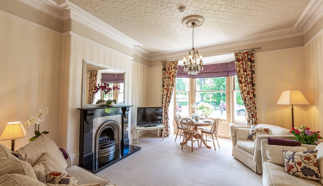 Swan View Apartment Harrogate - Prime location. 1 bedroom sleeps up to 3