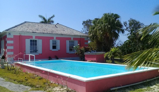 Tara Estates tucked away on a private property.