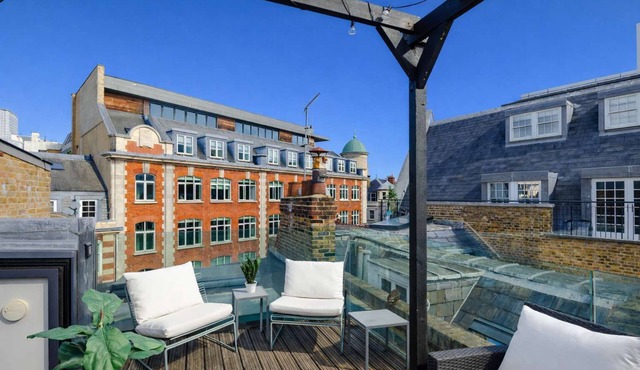 The Acre Penthouse - Covent Garden - by Frankie