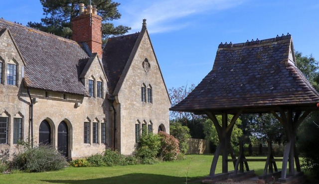 The Alms House East is in Forthampton