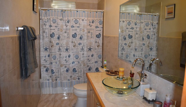 The Blue Oasis 242 - A beautiful, private, clean escape!