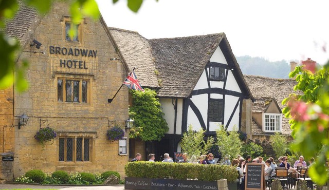 The Broadway Hotel