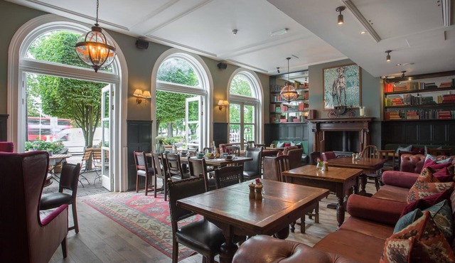 The Coach & Horses