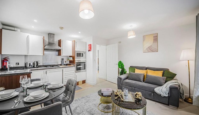 The Cosy Spot- Contractor Friendly- Free Parking