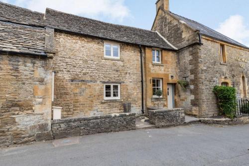 The Cotswold Lady