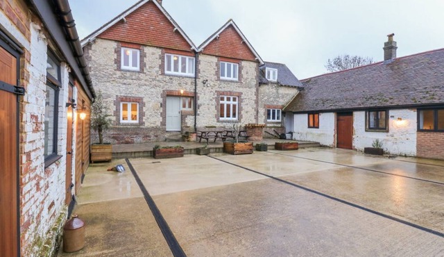 The Farmhouse, Whitchurch, Buckinghamshire