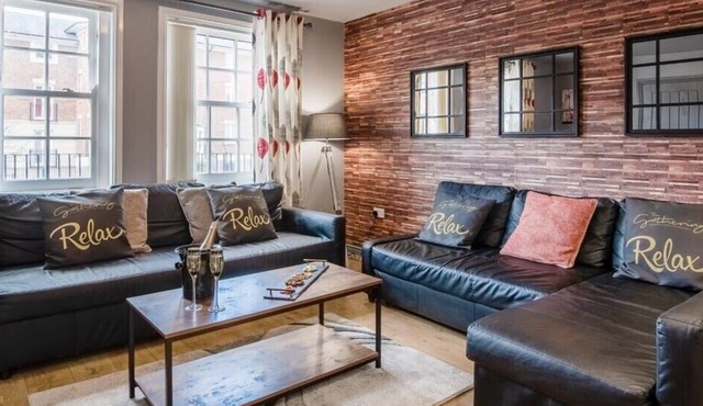 The Gathering 4 - Chester City Centre – Sleeps 14