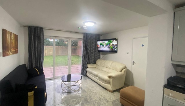 THE HEATHROW LODGE LONDON Uk