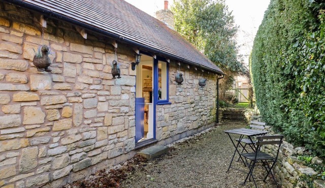 THE HIDEAWAY, romantic, in Eckington