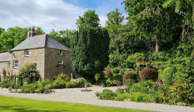 The Hideaway & Spa Terrace at Tregoose Old Mill
