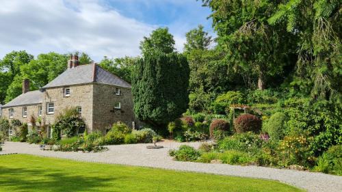 The Hideaway & Spa Terrace at Tregoose Old Mill
