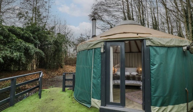 The Lakeside Yurt, Beckford
