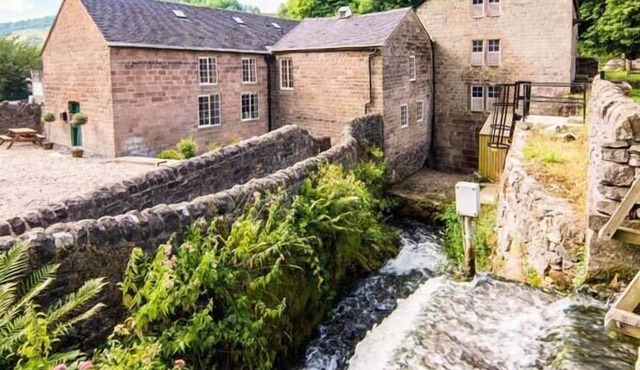THE MALTHOUSE, family friendly, luxury holiday cottage in Cromford