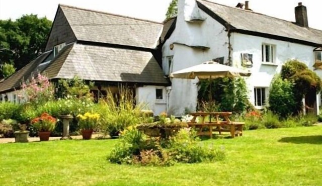 The Nobody Inn