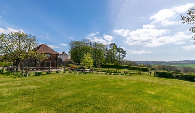 The Old Granary - Four Bedroom House, Sleeps 7