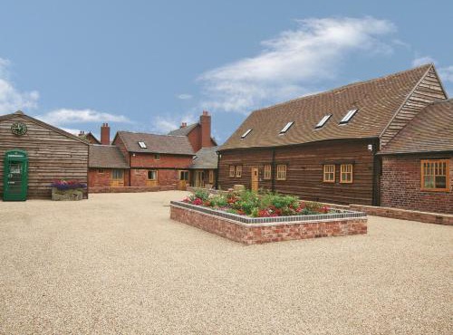 The Olde Granary - E4298