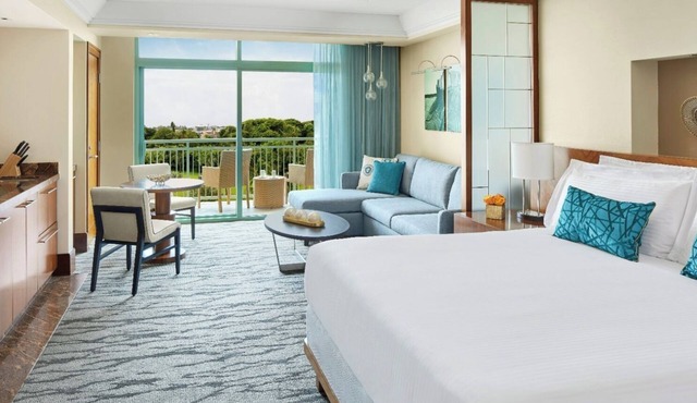 The Reef at Atlantis - Studio Harbor View with Full Resort Benefits